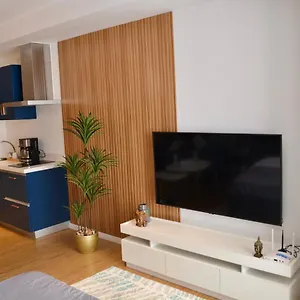 Luxxe Interior Design - Acqua Private Residences Aparthotel